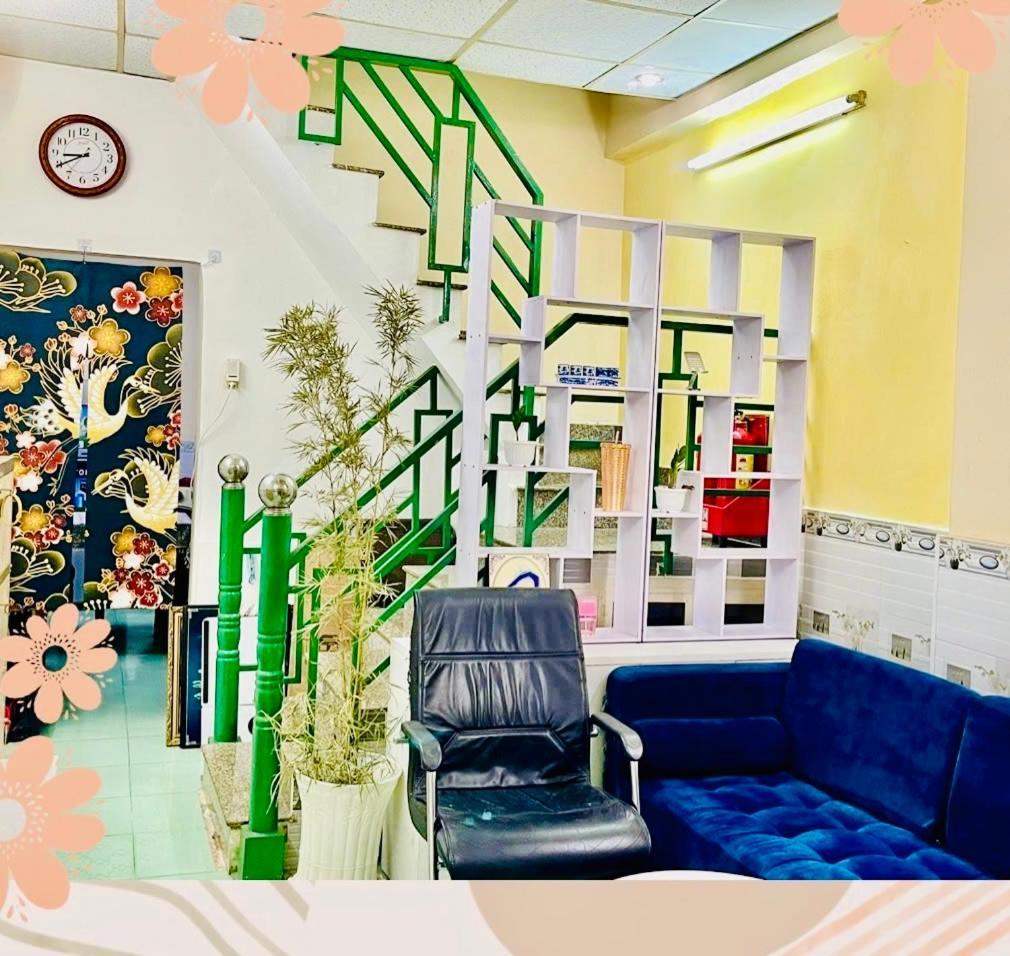 花ren Hostel Ho Chi Minh City Exterior photo